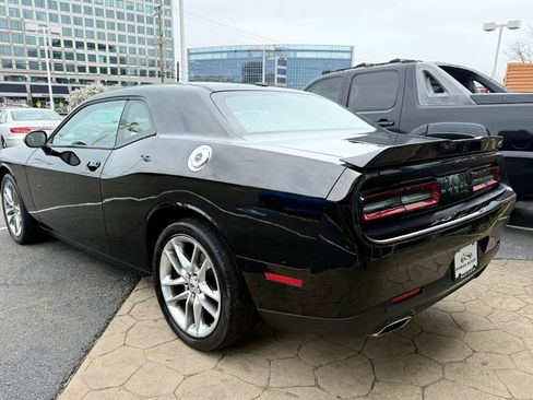 Used 2022 Dodge Challenger GT AWD/4WD image 5