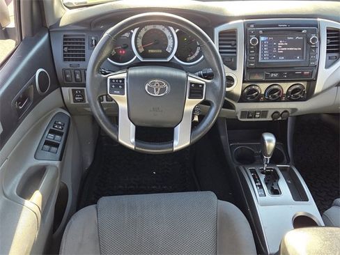 Used 2013 Toyota Tacoma 4x4 Double Cab w/ TRD Off-Road Pkg image 14
