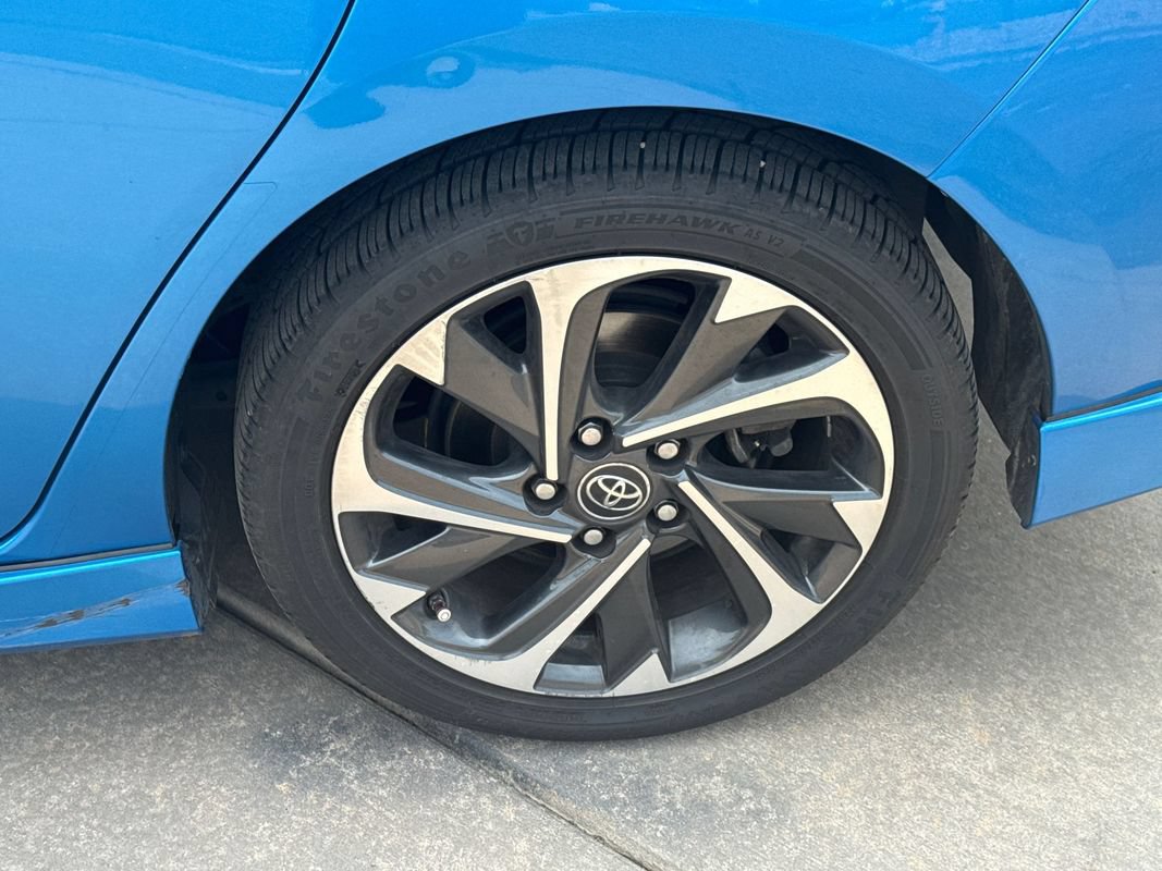 Used 2018 Toyota Corolla iM w/ All-Weather Mat Package FWD image 12