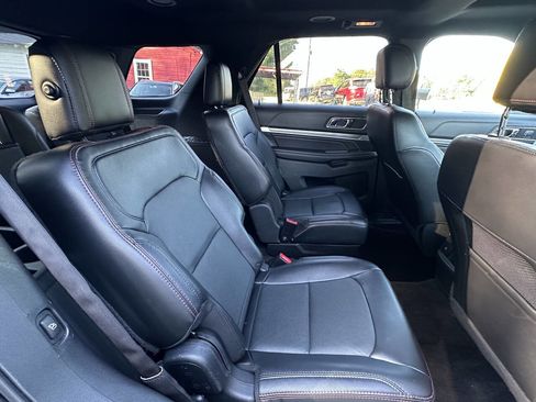 Used 2016 Ford Explorer Sport w/ Equipment Group 401A AWD/4WD image 19