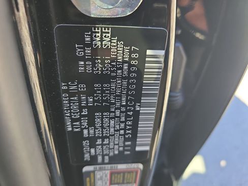 Used 2025 Kia Sorento S w/ Panoramic Sunroof Package image 15