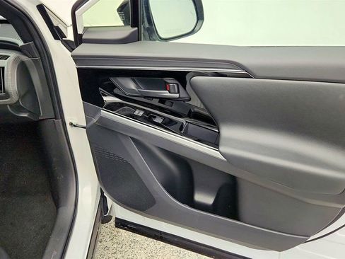 Used 2024 Toyota bZ4X AWD image 26