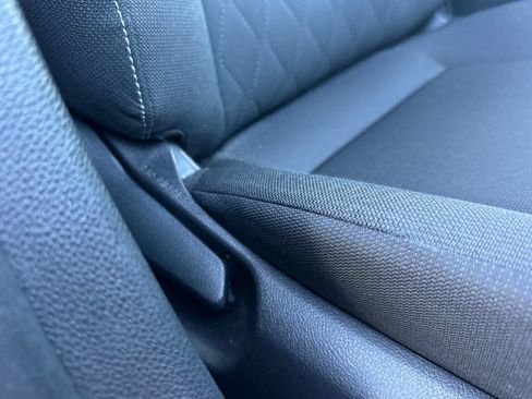 Used 2024 Toyota Corolla LE w/ LE Convenience Package FWD image 22