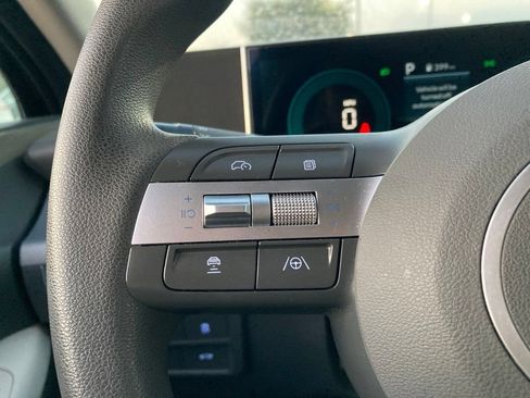 Used 2025 Hyundai Sonata SEL FWD image 15