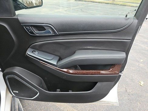 Used 2017 GMC Yukon SLE w/ Convenience Package image 14