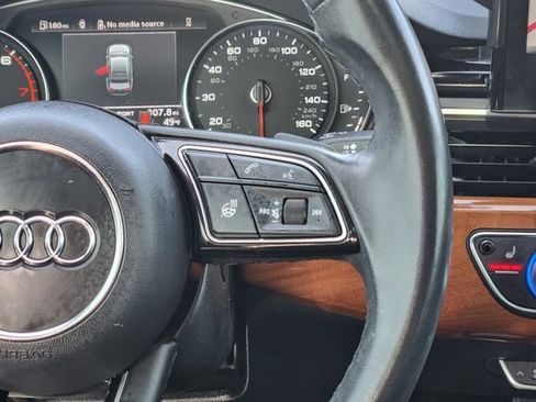 Used 2023 Audi A4 2.0T Premium image 29