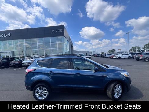 Used 2018 Ford Escape SEL FWD image 2