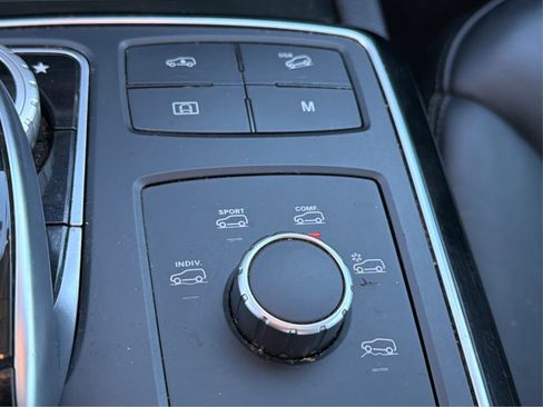 Used 2018 Mercedes-Benz GLS 550 4MATIC w/ Driver Assistance Package image 38