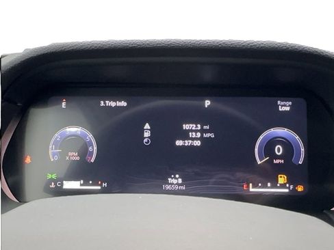 Used 2024 Jeep Grand Cherokee Laredo AWD/4WD image 38