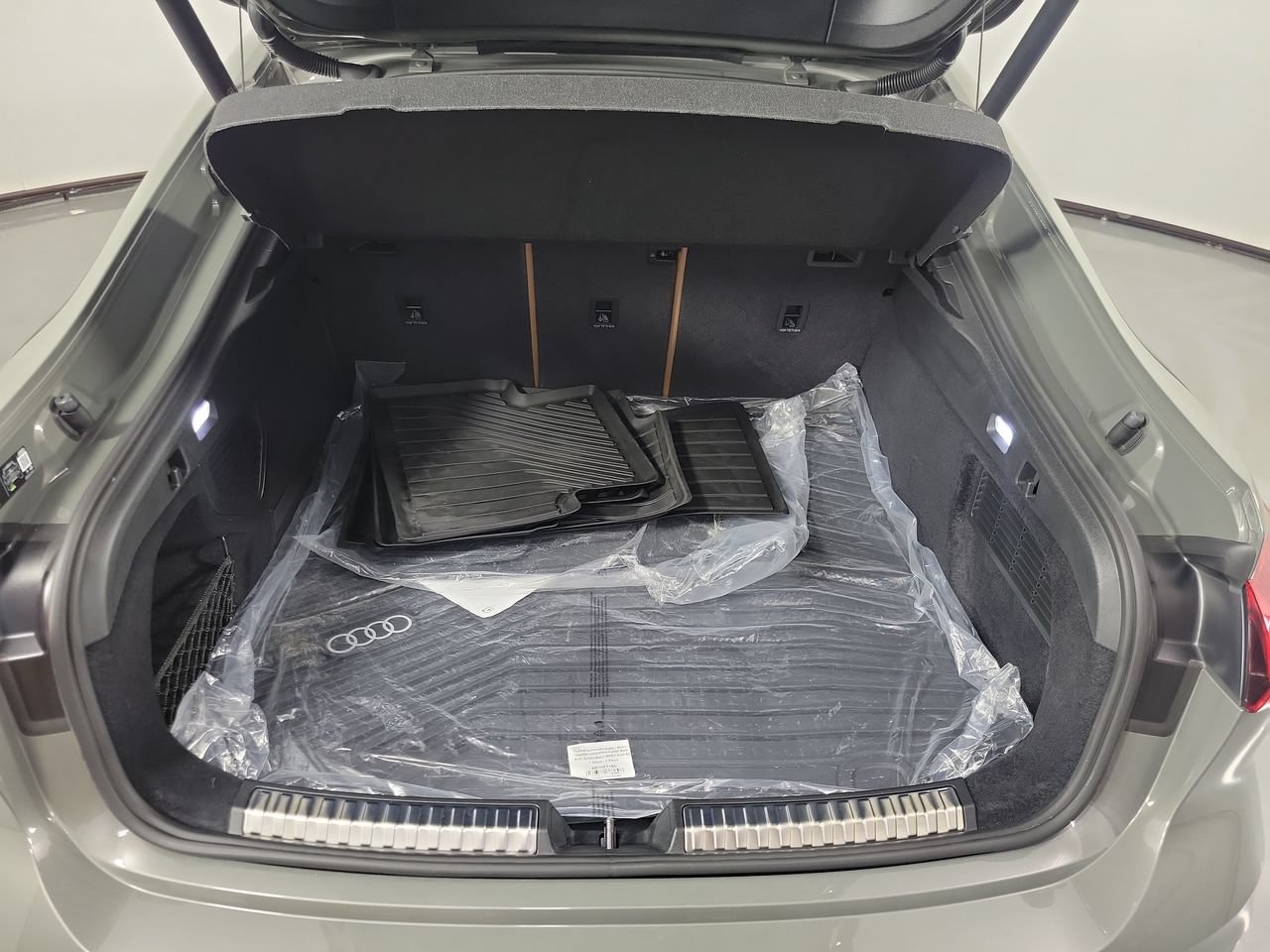 Used 2025 Audi A5 Premium Plus w/ Premium Plus AWD/4WD image 30