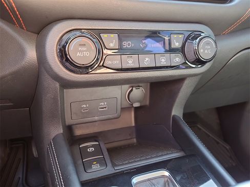 Certified 2023 Nissan Kicks SR w/ SR Premium Package image 25