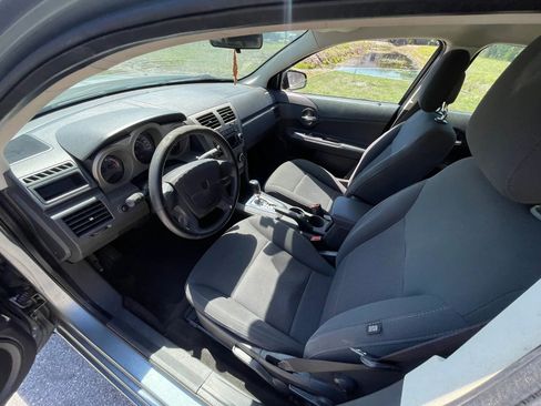 Used 2010 Dodge Avenger SXT image 18