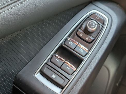 Used 2024 Subaru Ascent Touring AWD/4WD image 23