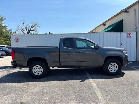 Used 2016 Chevrolet Colorado W/T w/ WT Convenience Package RWD image 9