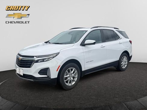Used 2022 Chevrolet Equinox LT image 1