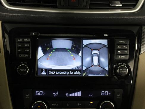 Used 2015 Nissan Rogue SL FWD image 27