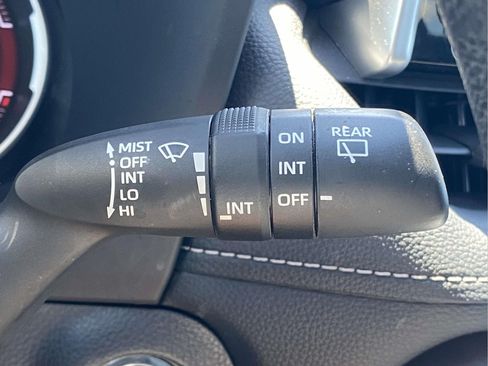 Used 2024 Toyota RAV4 XLE FWD image 22