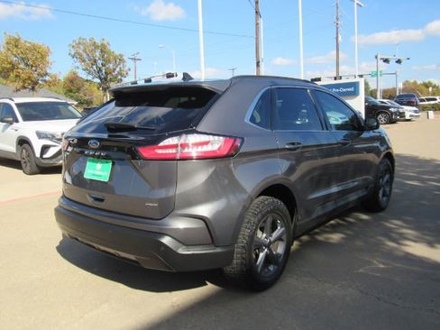 Used 2022 Ford Edge SEL w/ Sport Appearance Package image 6