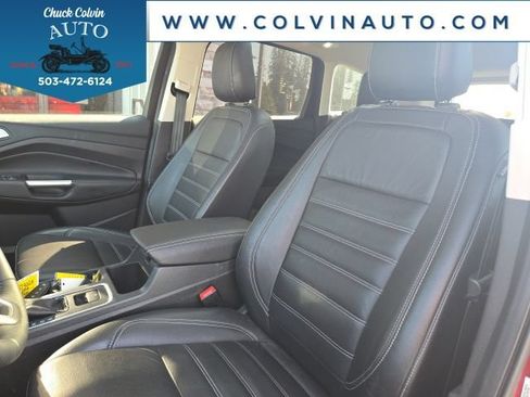 Used 2018 Ford Escape Titanium AWD/4WD image 9