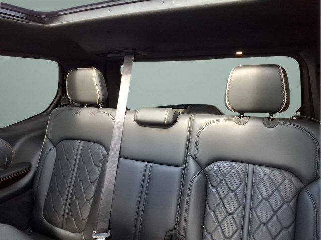 Used 2022 Jeep Grand Wagoneer Series III w/ Rear Seat Video Group 1 AWD/4WD image 21