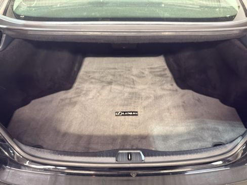 Used 2011 Lexus LS 460 AWD w/ Luxury Value Edition image 28