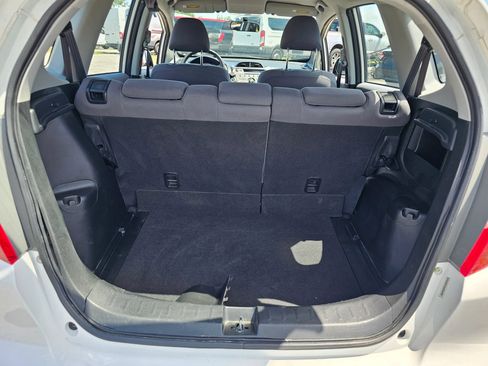 Used 2011 Honda Fit image 8