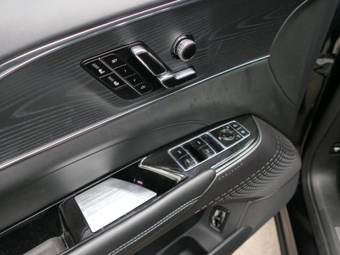 Certified 2024 Cadillac Lyriq Sport AWD/4WD image 15