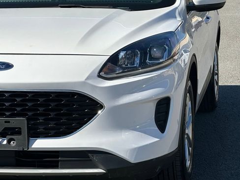 Used 2021 Ford Escape SE w/ Convenience Package image 40