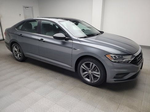 Used 2021 Volkswagen Jetta R-Line w/ R-Line Cold Weather Package FWD image 11