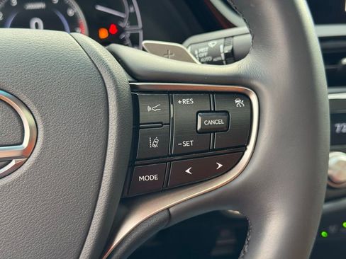 Certified 2024 Lexus ES 350 w/ Premium Package image 30