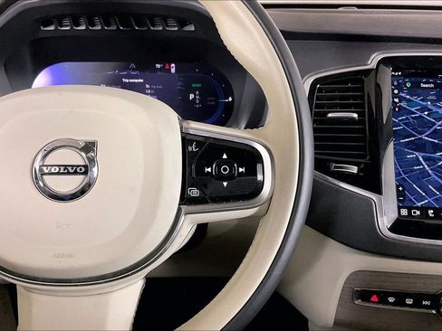 Used 2024 Volvo XC90 T8 Plus w/ Protection Package Premier AWD/4WD image 19