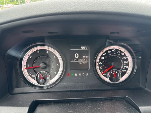Used 2015 RAM 1500 Express AWD/4WD image 32