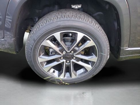 New 2025 Jeep Grand Cherokee Overland w/ Luxury Tech Group IV image 32