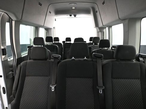 Used 2023 Ford Transit 350 XLT image 33