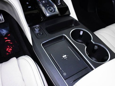 Used 2025 Acura MDX A-Spec image 22