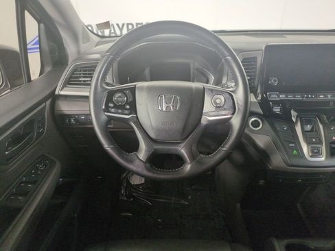 Used 2018 Honda Odyssey EX-L image 16