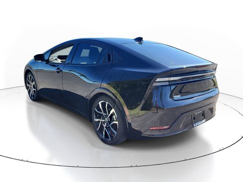 Certified 2024 Toyota Prius Prime image 5