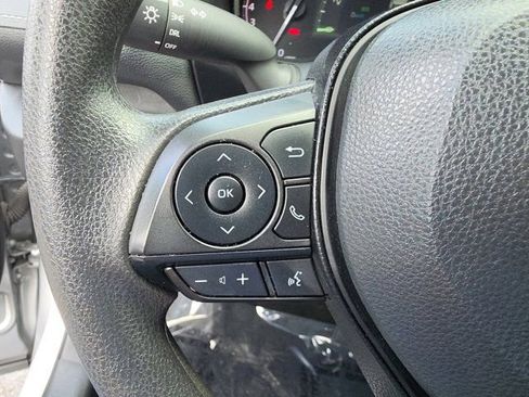 Used 2024 Toyota RAV4 LE image 21