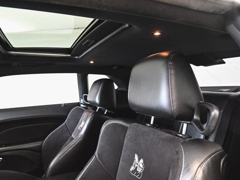 Used 2016 Dodge Challenger R/T Scat Pack w/ Leather Interior Group image 28