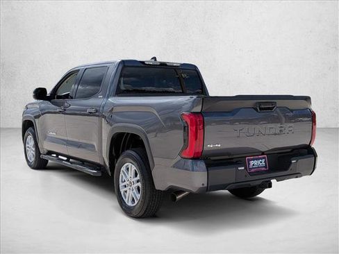 Used 2023 Toyota Tundra SR5 w/ SR5 Premium Package AWD/4WD image 8