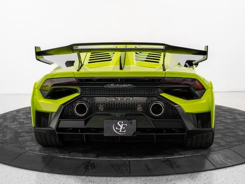 Used 2023 Lamborghini Huracan STO RWD image 6