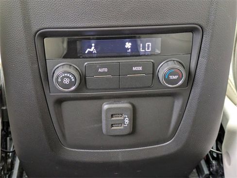 Used 2023 Buick Enclave Essence w/ Experience Buick Package image 17