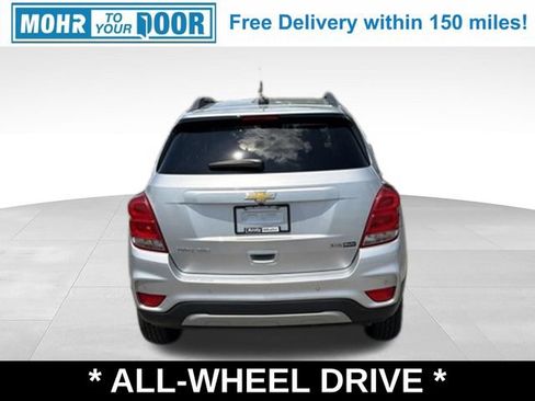 Used 2022 Chevrolet Trax LT w/ Driver Confidence Package AWD/4WD image 4