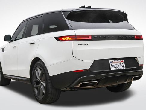 Certified 2024 Land Rover Range Rover Sport SE image 6