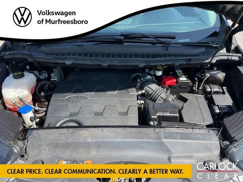 Used 2017 Ford Edge Titanium w/ Equipment Group 301A AWD/4WD image 12