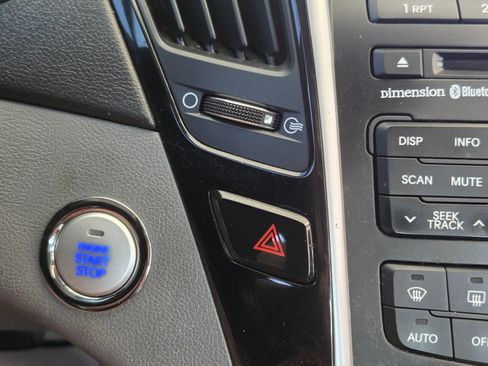 Used 2011 Hyundai Sonata Limited FWD image 39