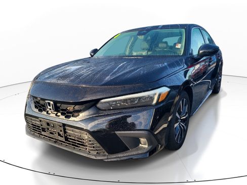 Used 2024 Honda Civic EX-L image 3
