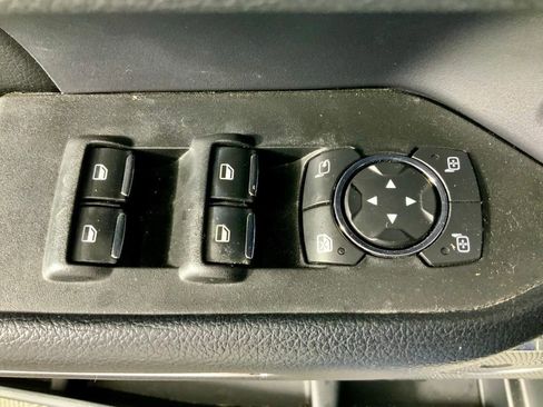 Used 2021 Ford Expedition Max XLT image 18