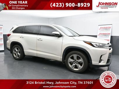 Used 2017 Toyota Highlander Limited