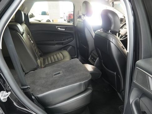 Used 2016 Ford Edge SEL w/ Equipment Group 201A AWD/4WD image 24